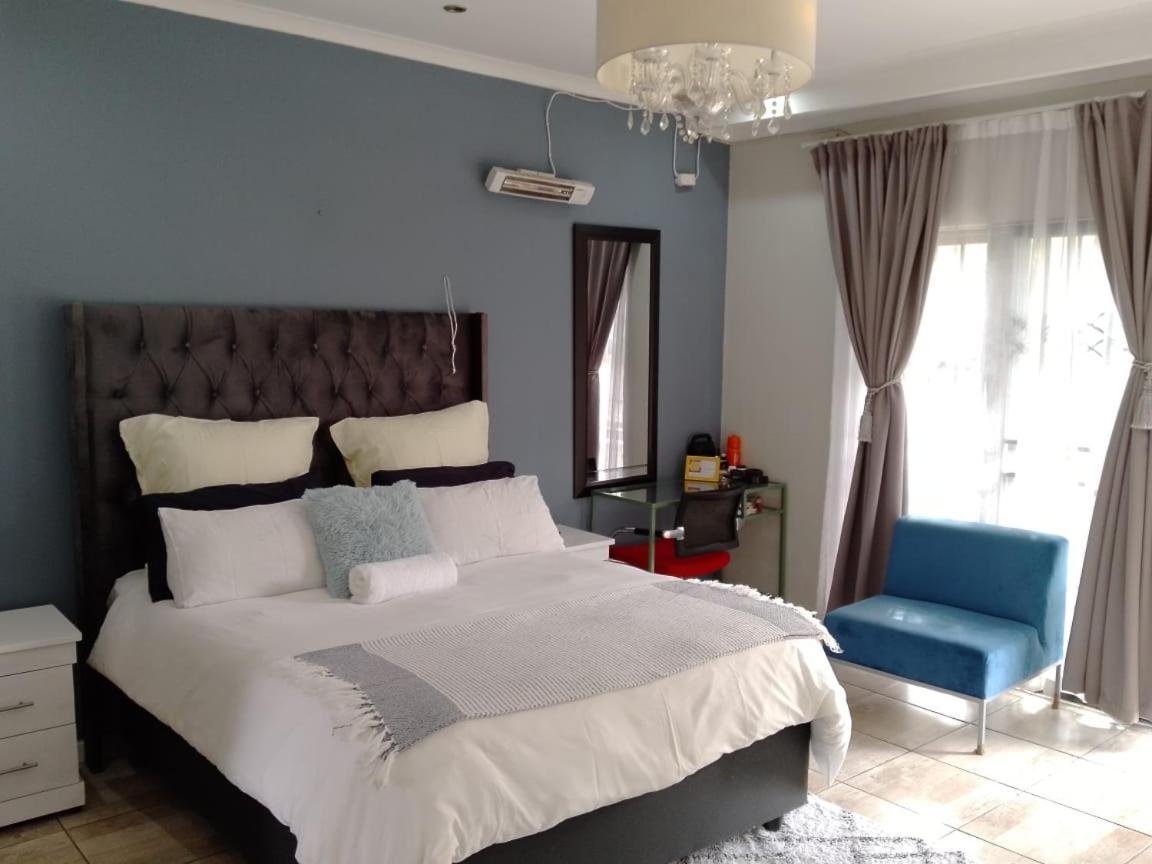 South Serene Guest House ميدراند المظهر الخارجي الصورة